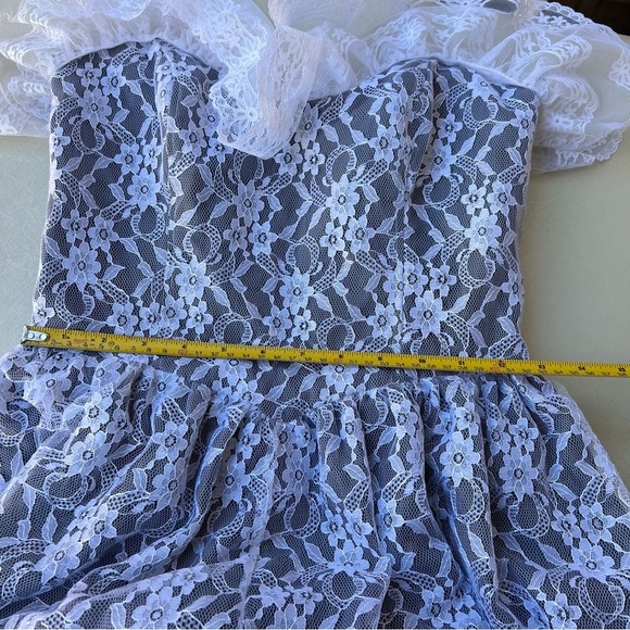 Vintage 1950s lace off the shoulder maxi dress Women’s XS - Picture 8 of 8